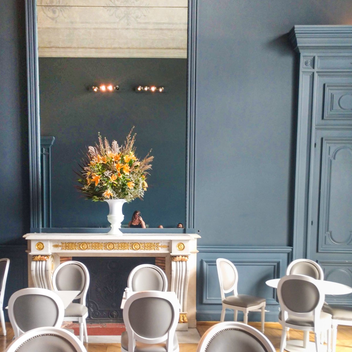 ANGELINA in the&nbsp;LOUVRE